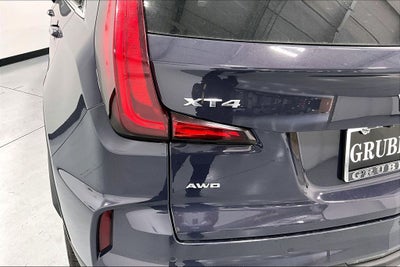 2025 Cadillac XT4 Premium Luxury