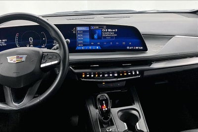 2025 Cadillac XT4 Premium Luxury