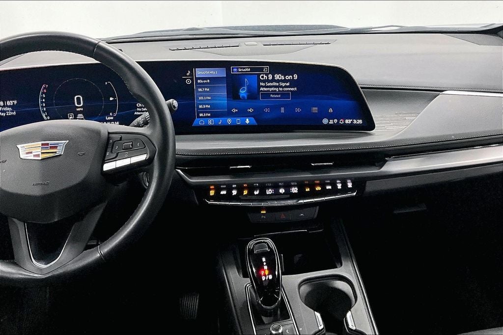 2025 Cadillac XT4 Premium Luxury