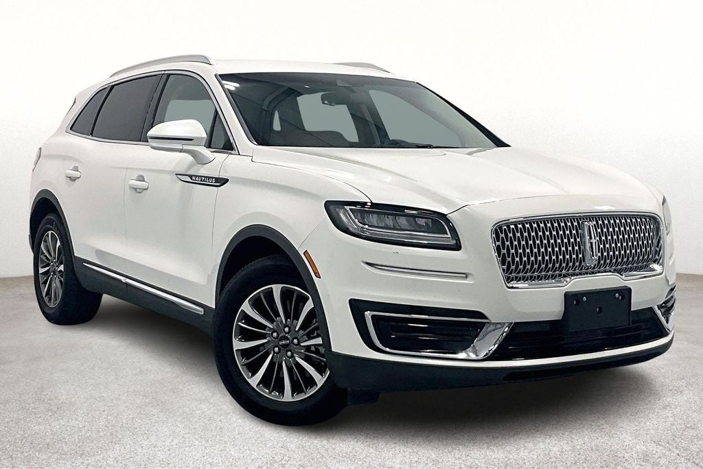 2020 Lincoln Nautilus Standard