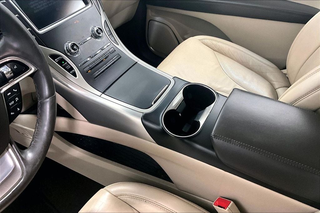 2020 Lincoln Nautilus Standard