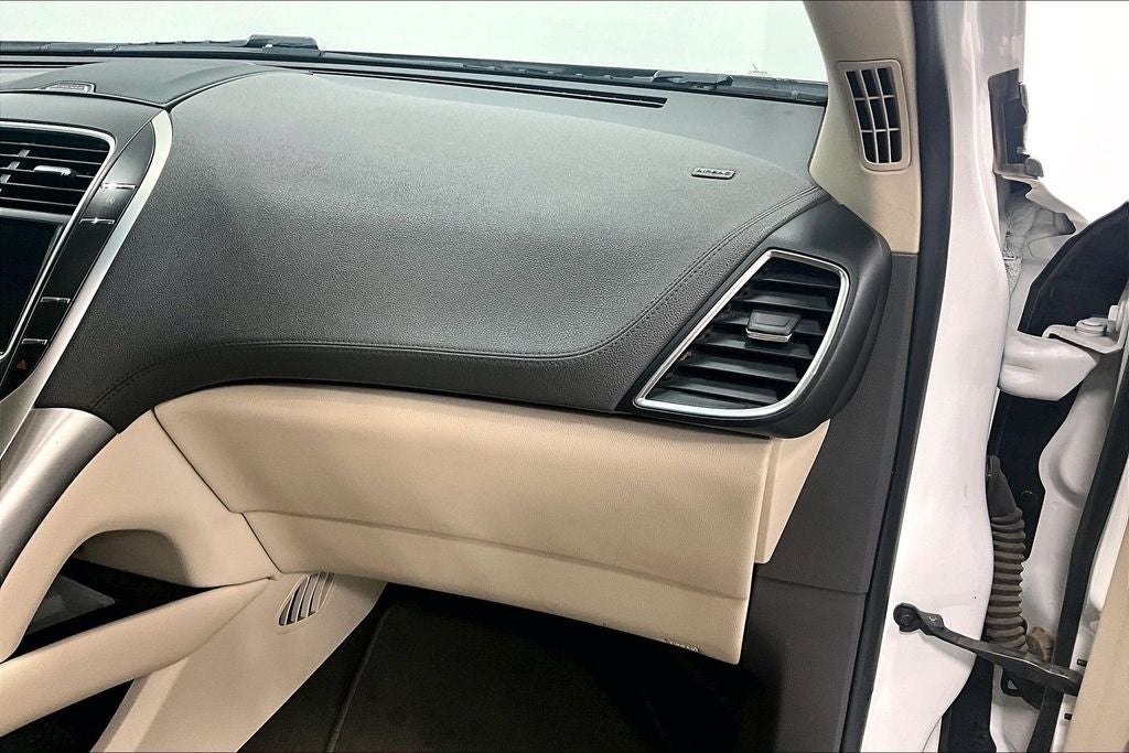 2020 Lincoln Nautilus Standard