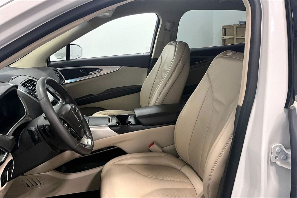 2020 Lincoln Nautilus Standard