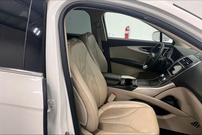 2020 Lincoln Nautilus Standard