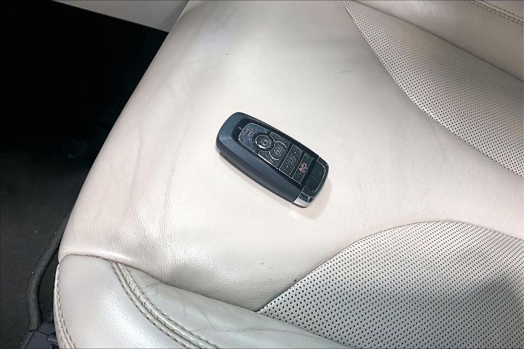 2020 Lincoln Nautilus Standard