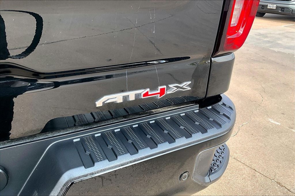 2024 GMC Sierra 1500 AT4X