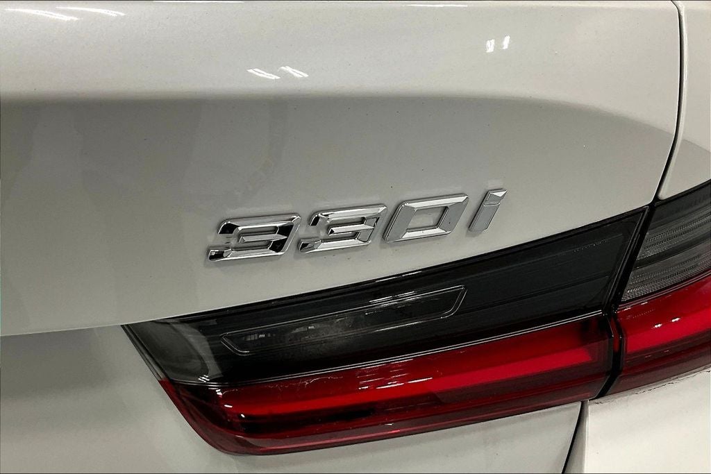 2025 BMW 3 Series 330i