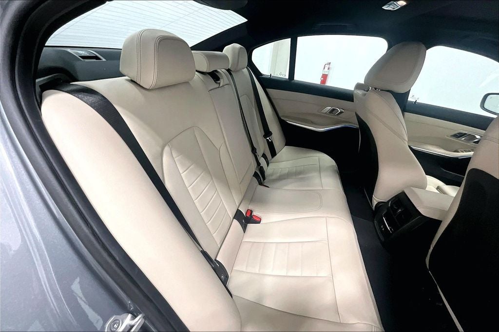 2026 BMW 3 Series 330i