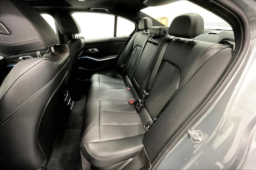 2025 BMW 3 Series 330i