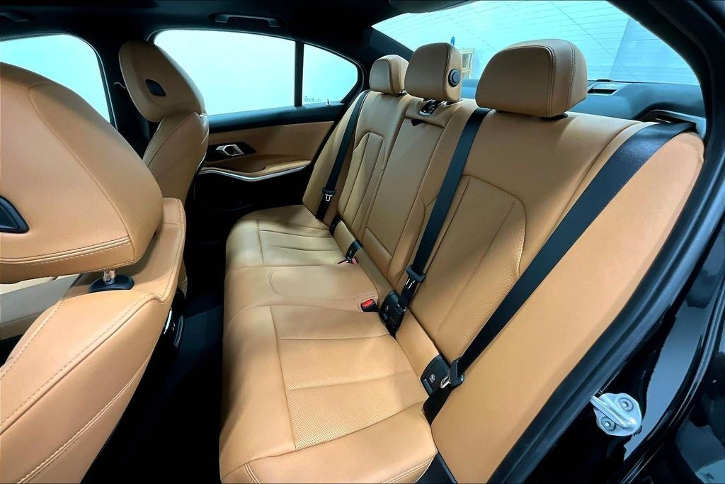 2025 BMW 3 Series 330i