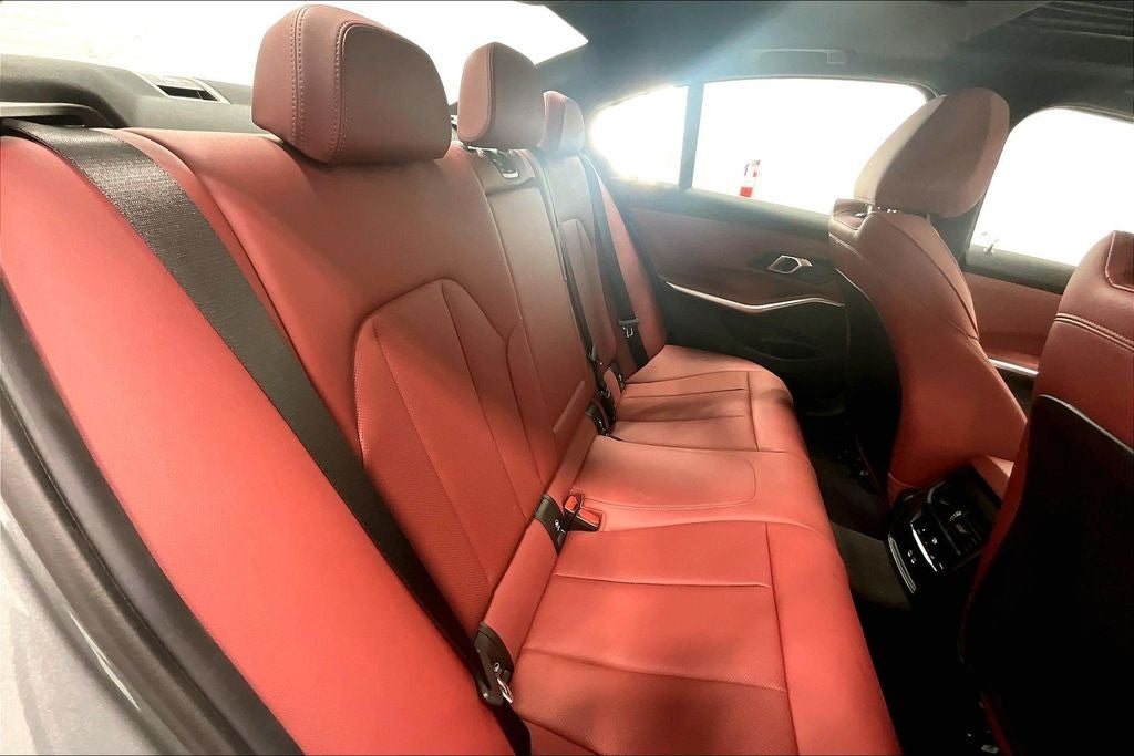 2025 BMW 3 Series 330i