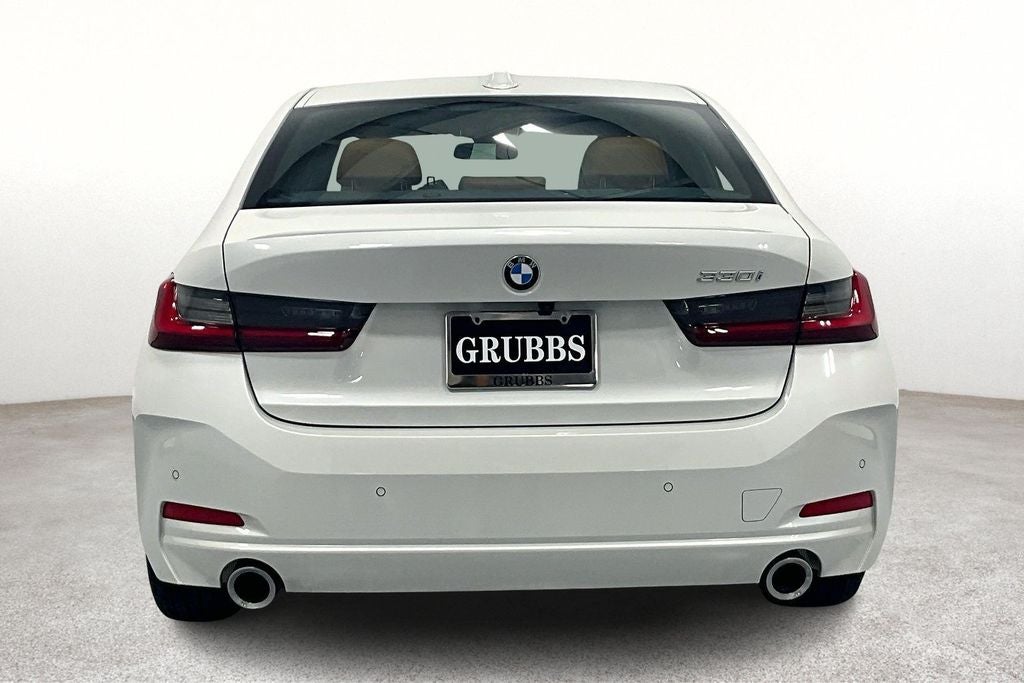 2025 BMW 3 Series 330i