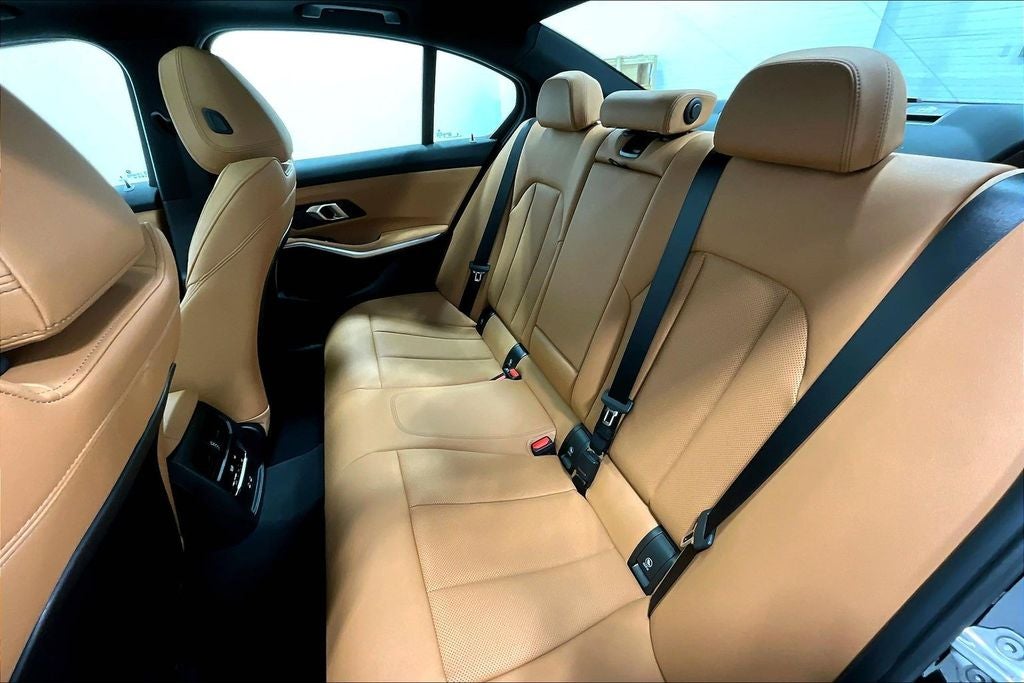 2025 BMW 3 Series 330i xDrive