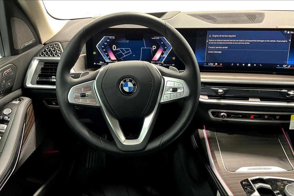 2025 BMW X7 xDrive40i
