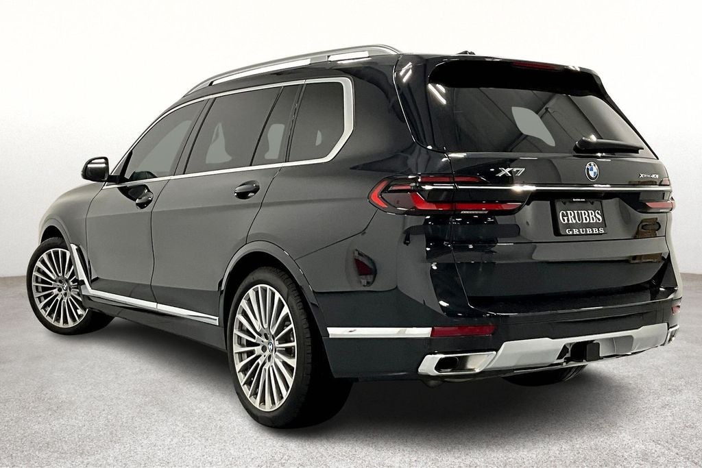 2025 BMW X7 xDrive40i