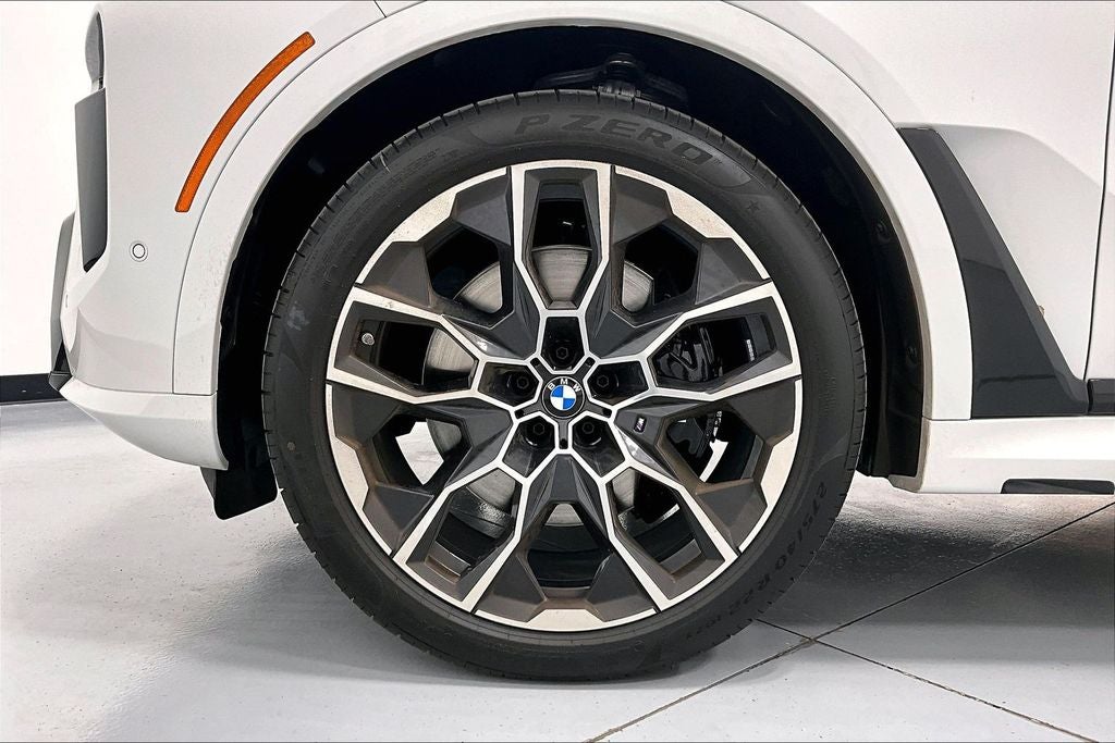 2026 BMW X7 M60i