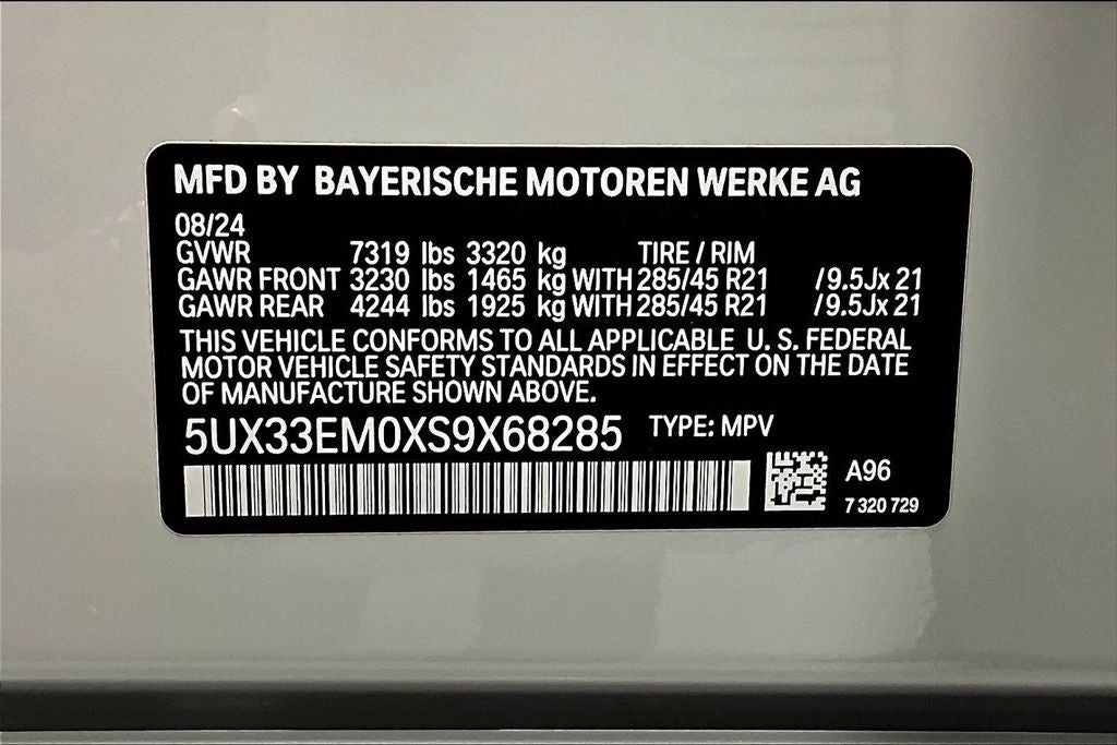 2025 BMW X7 M60i
