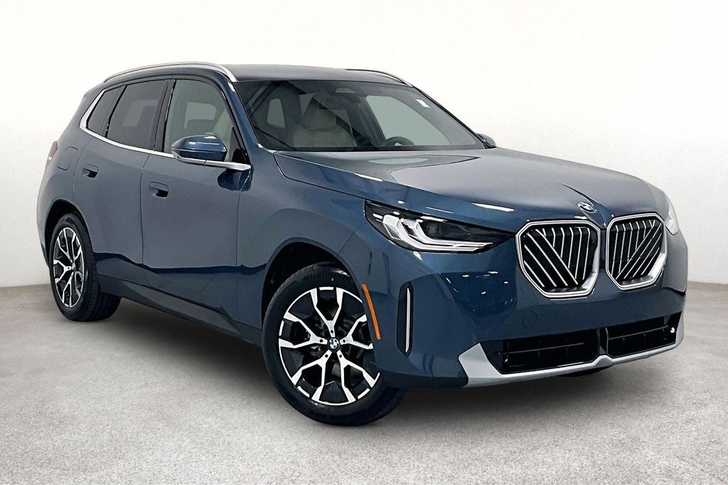 2026 BMW X3 30 XDRIVE's photo