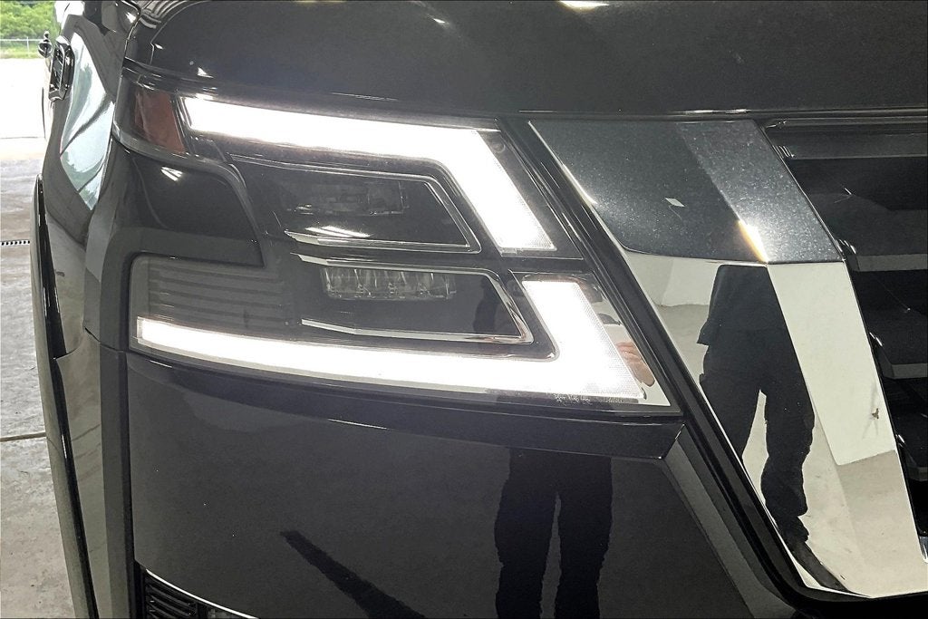 2023 Nissan Armada Platinum