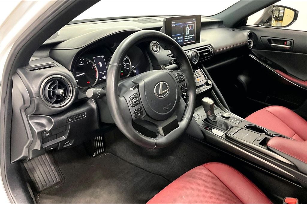 2023 Lexus IS 300