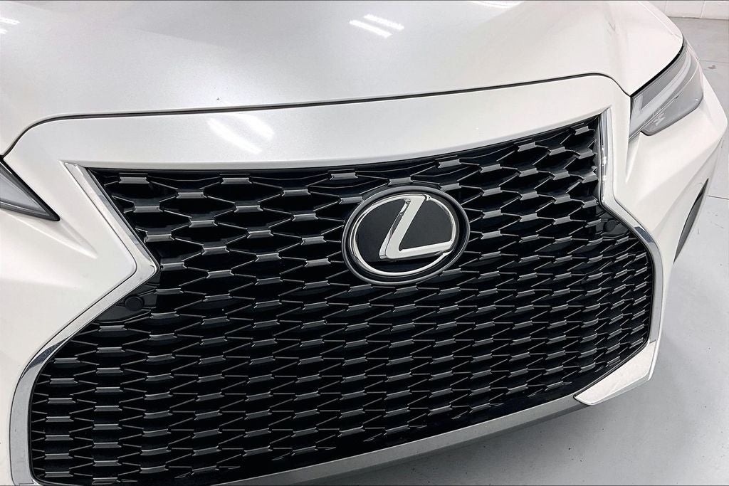 2023 Lexus IS 300