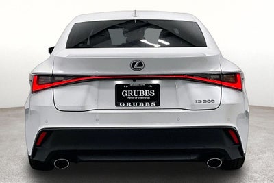 2023 Lexus IS 300