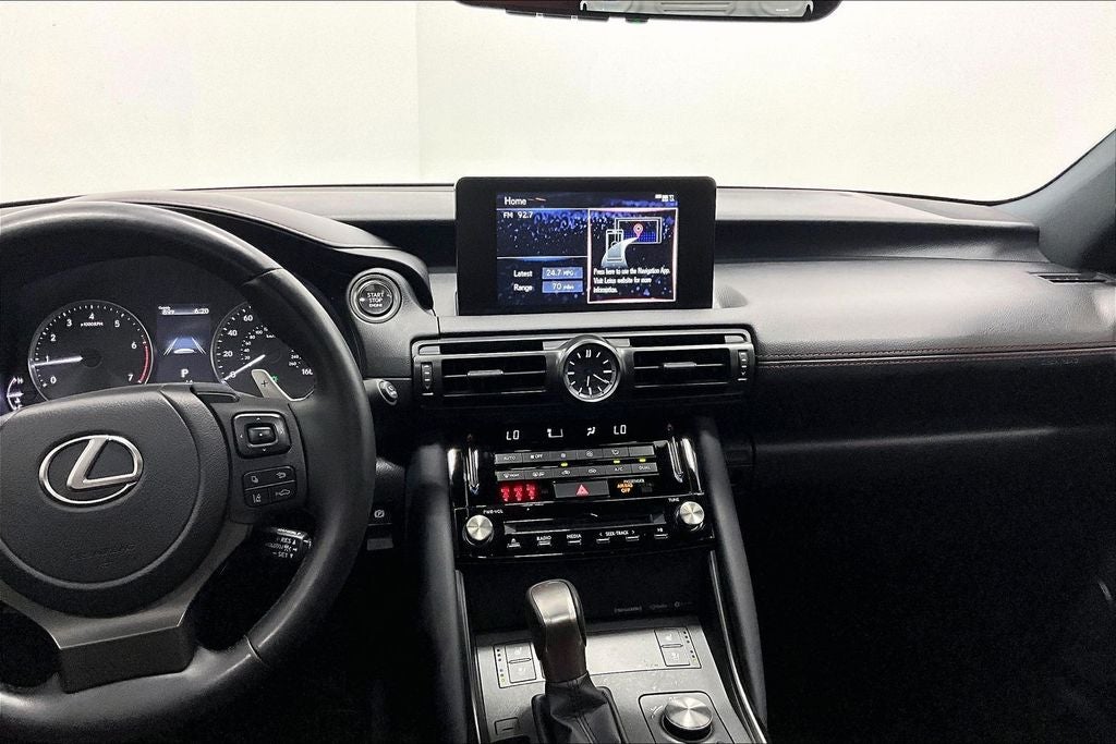 2023 Lexus IS 300