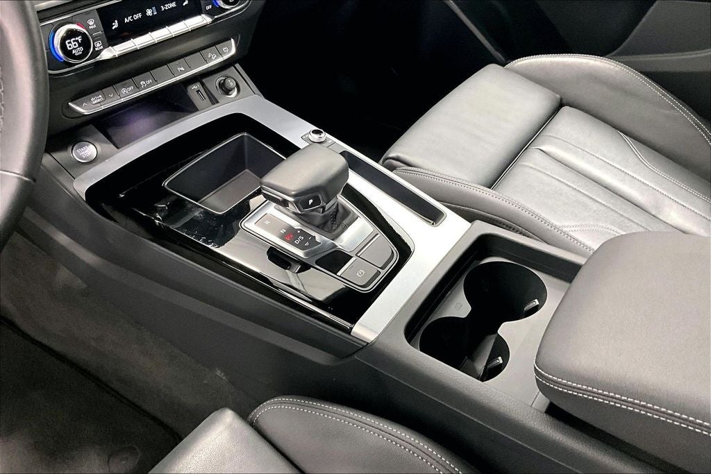 2025 Audi Q5 S Line Premium 45 Tfsi quattro