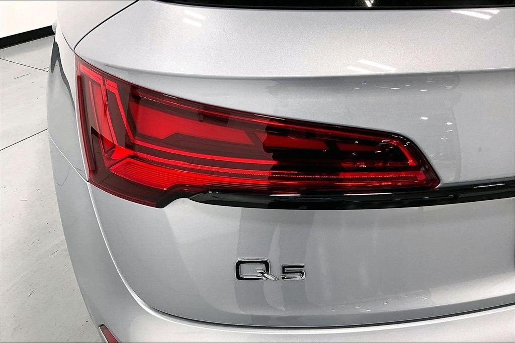 2025 Audi Q5 S Line Premium 45 Tfsi quattro