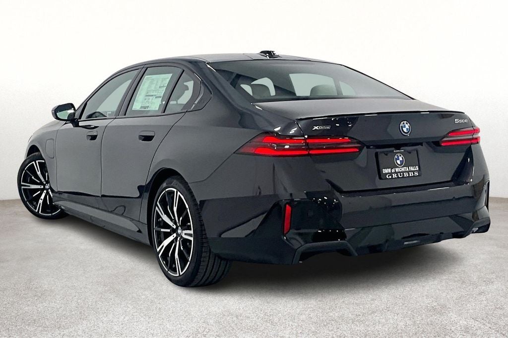 2026 BMW 5 Series 550e xDrive