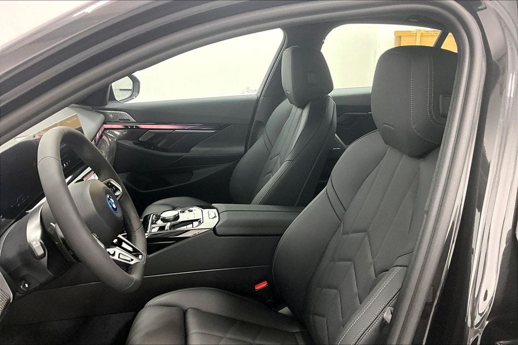 2027 BMW 5 Series 550e xDrive