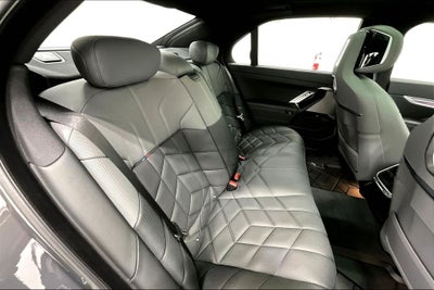 2026 BMW 7 Series 740i