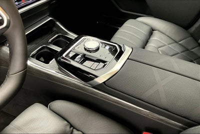 2025 BMW 7 Series 760i xDrive