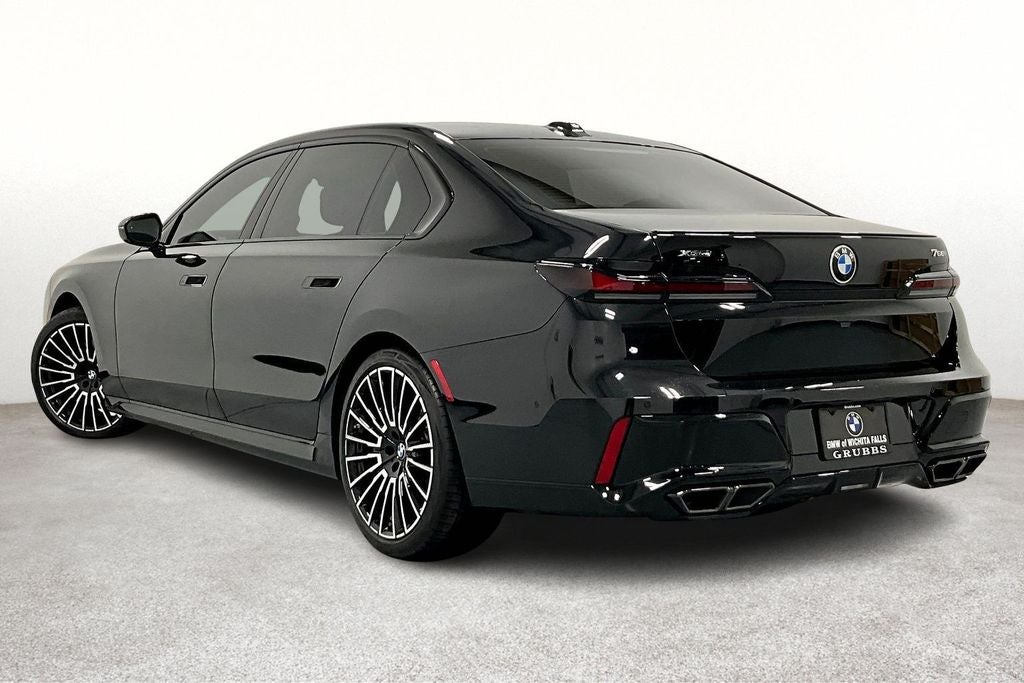 2025 BMW 7 Series 760i xDrive