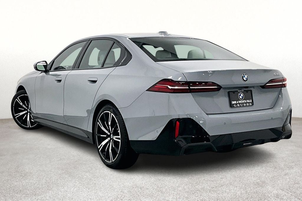 2026 BMW 5 Series 530i