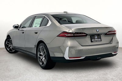 2026 BMW 5 Series 530i