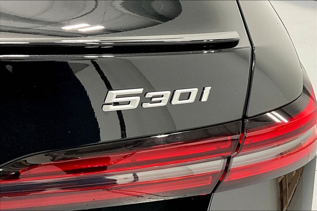 2026 BMW 5 Series 530i