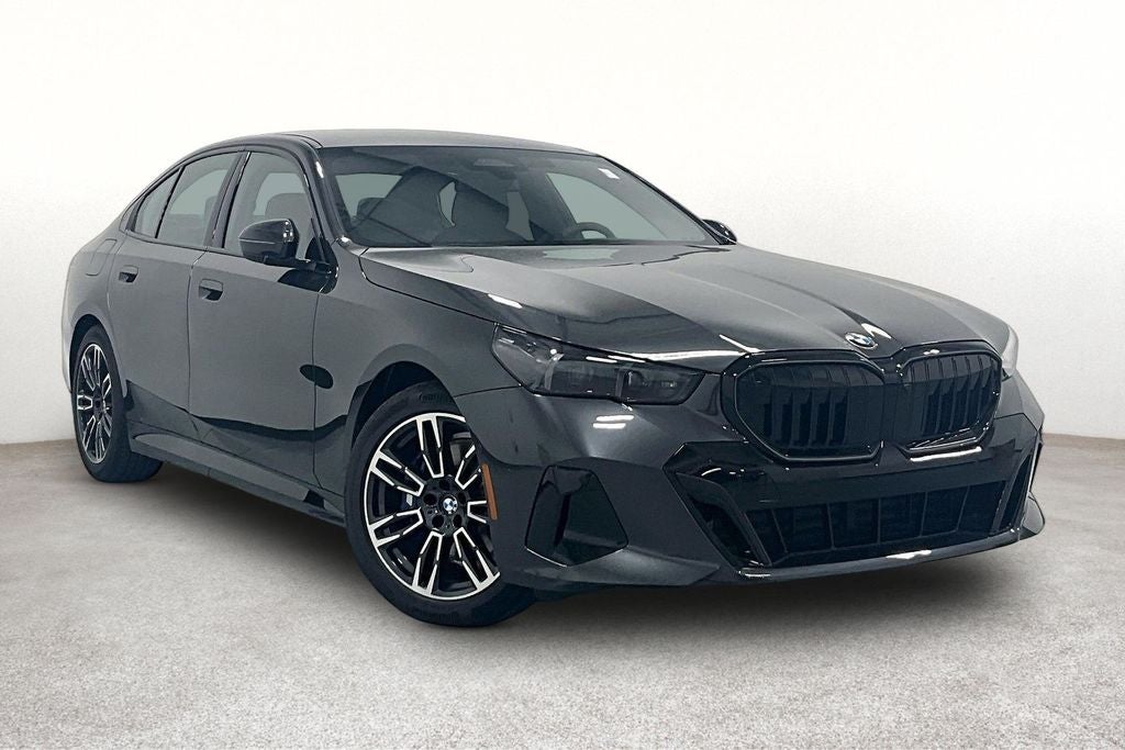 2026 BMW 5 Series 530i xDrive Sedan's photo