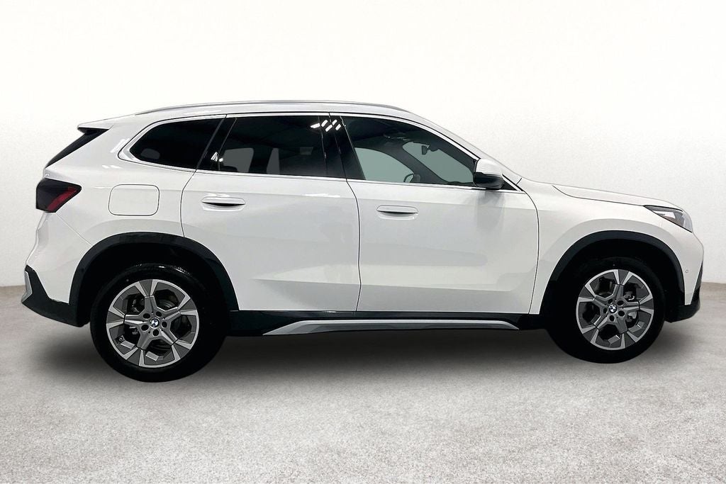 2027 BMW X1 xDrive28i