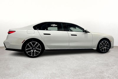 2025 BMW i7 eDrive50