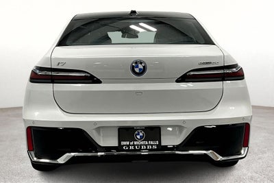 2025 BMW i7 eDrive50