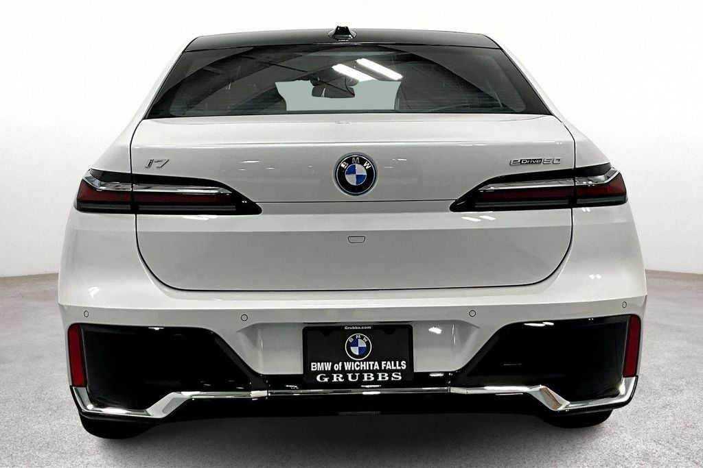 2025 BMW i7 eDrive50