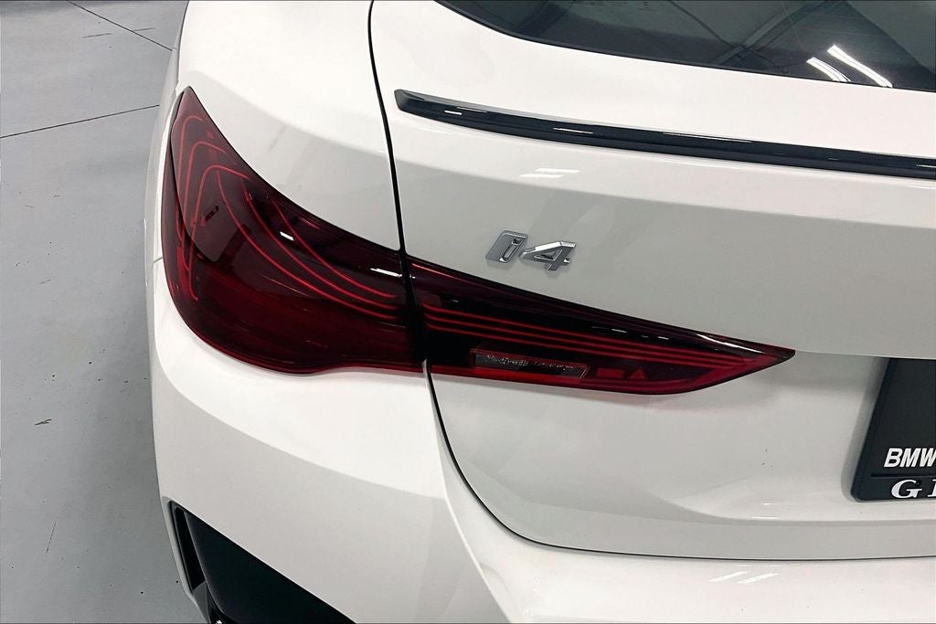 2026 BMW i4 eDrive40