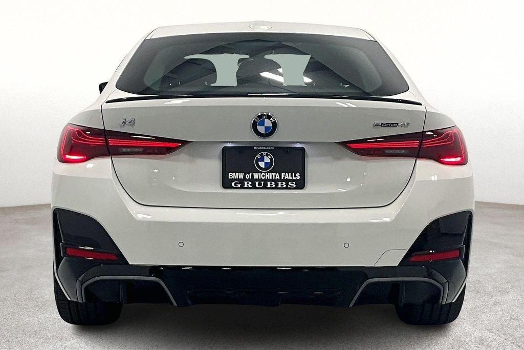 2026 BMW i4 eDrive40