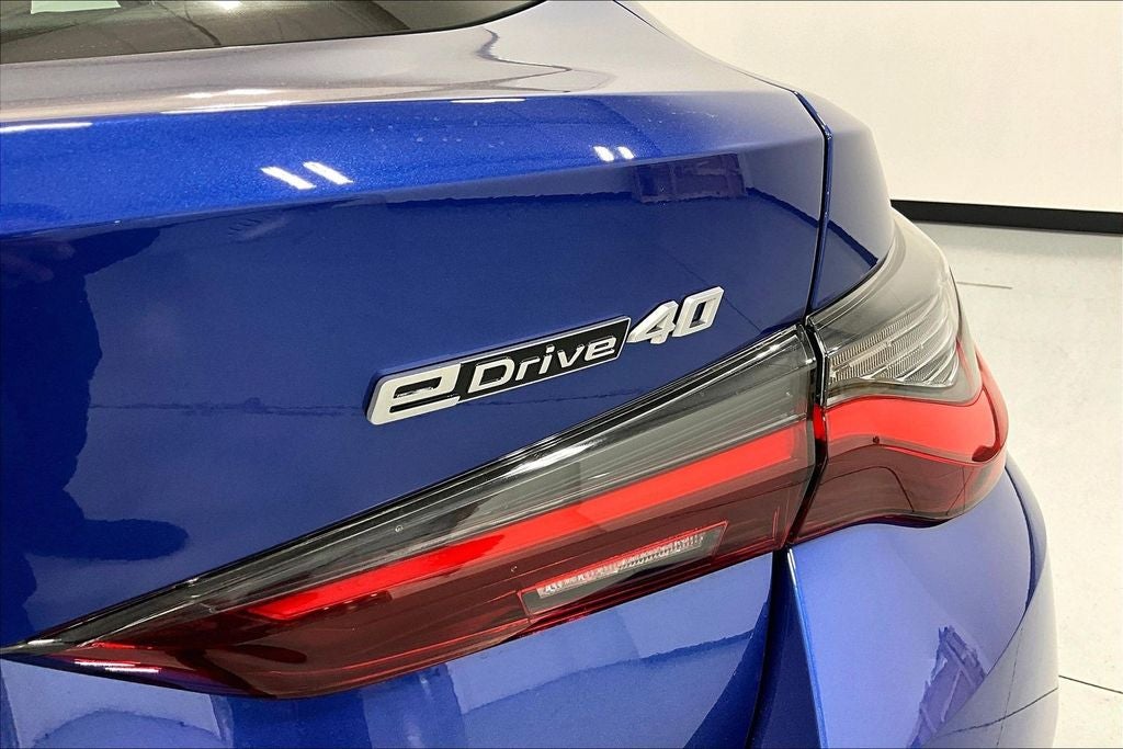 2026 BMW i4 eDrive40