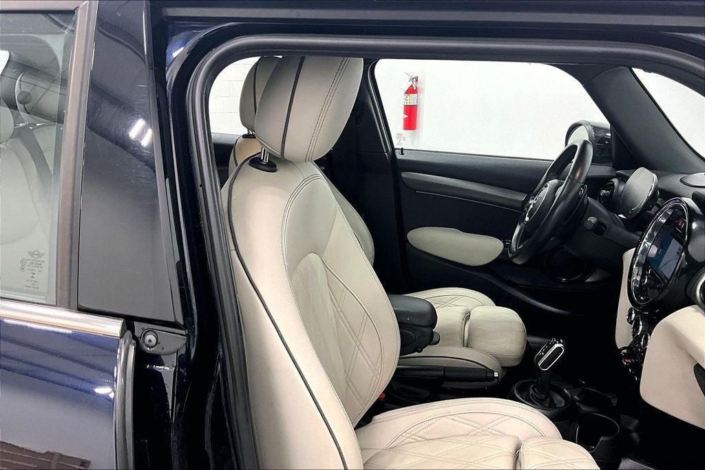 2022 MINI Cooper S Signature