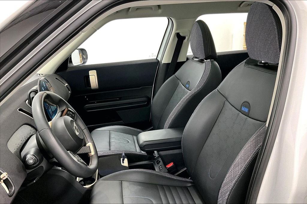 2025 MINI Cooper S Countryman Signature Plus