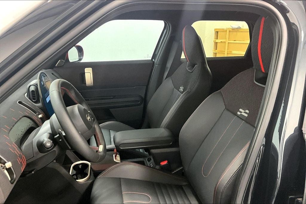 2025 MINI John Cooper Works Countryman Iconic