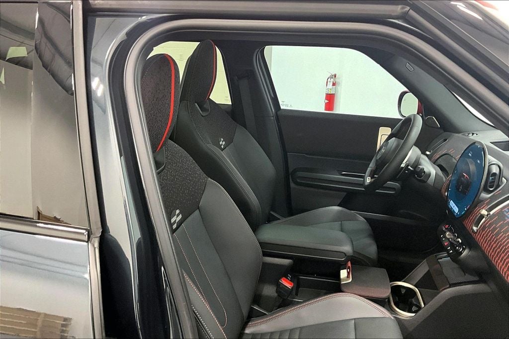 2025 MINI John Cooper Works Countryman Iconic