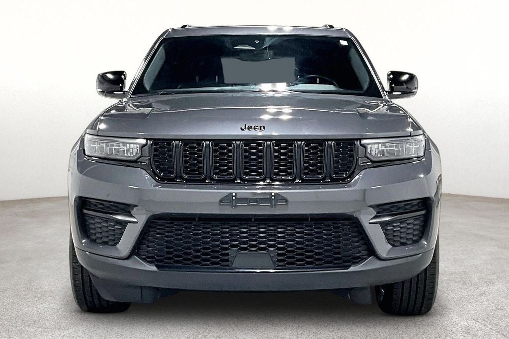 2022 Jeep Grand Cherokee Altitude